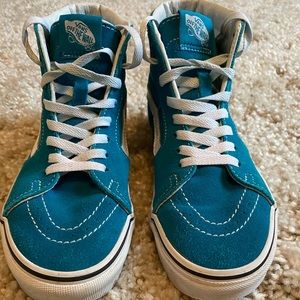 Women’s turquoise vans